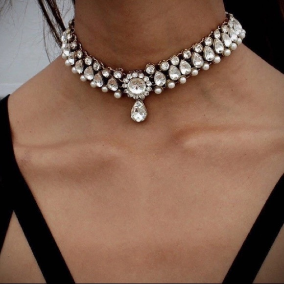 NEW!๐๐๐PEARL & CZ๐LOOK STATEMENT CHOKER๐๐๐ - Picture 2 of 8